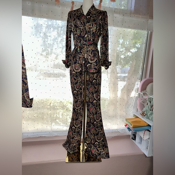 NWOT Unique Vintage Black and Gold Paisley Jumpsuit - Picture 1 of 9